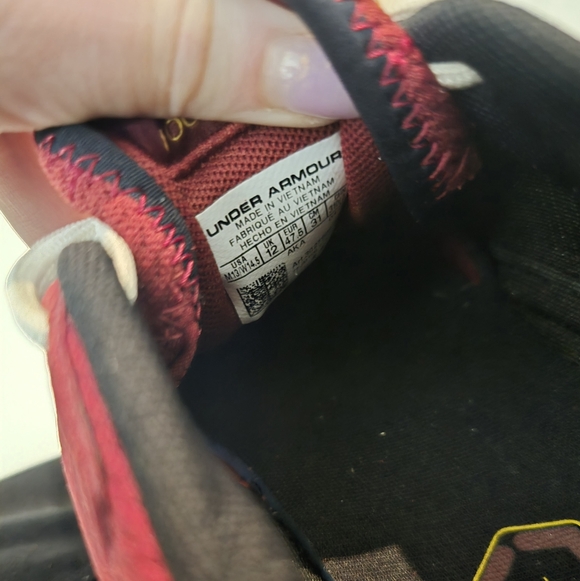 Under Armour UA Apparition Cardinal Shoes - Picture 4 of 6